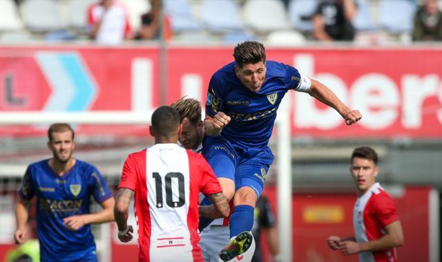 俱乐部及联 俱乐部及联